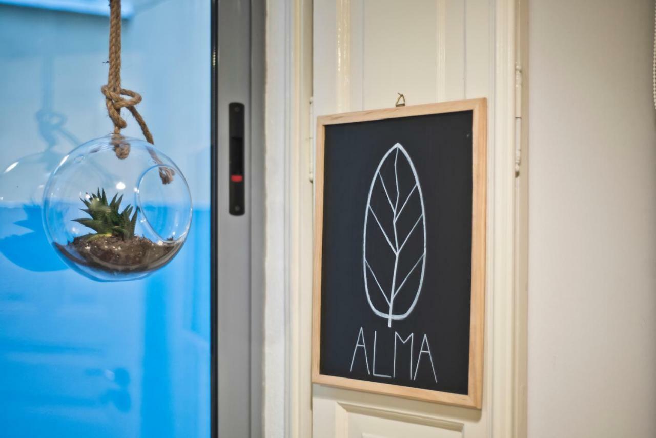 Alma Nossa Guest House ลิสบอน ภายนอก รูปภาพ